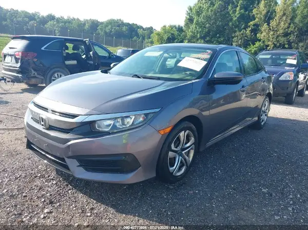 19XFC2F5XGE219386 2016 HONDA CIVIC - Image 2