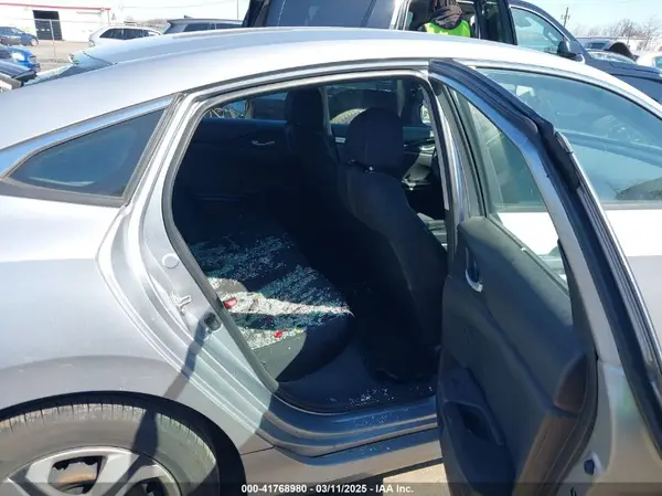 19XFC2F5XGE230467 2016 HONDA CIVIC - Image 8