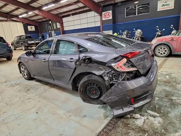 19XFC2F5XGE233787 2016 HONDA CIVIC - Image 2