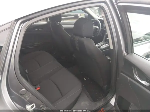 19XFC2F5XGE250184 2016 HONDA CIVIC - Image 8