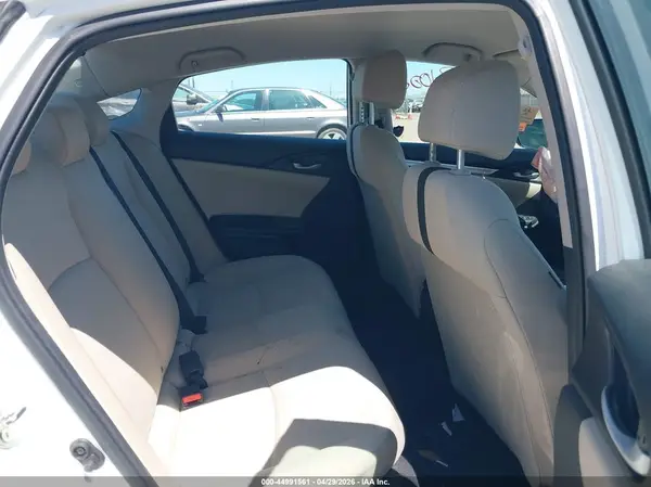 19XFC2F5XGE250766 2016 HONDA CIVIC - Image 8