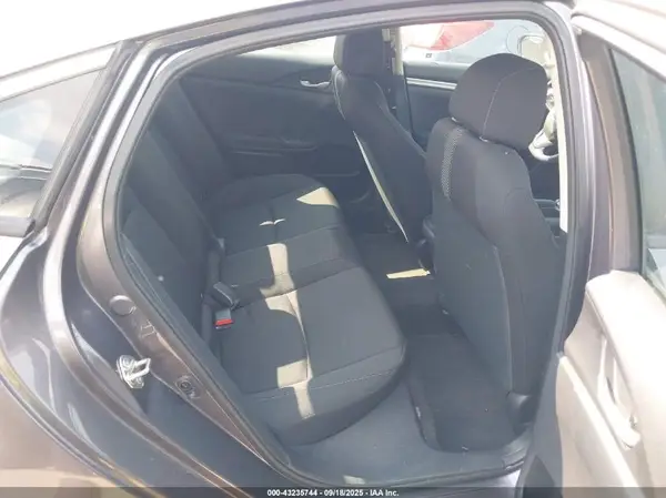 19XFC2F5XHE010778 2017 HONDA CIVIC - Image 8