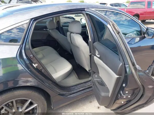 19XFC2F5XHE026656 2017 HONDA CIVIC - Image 8