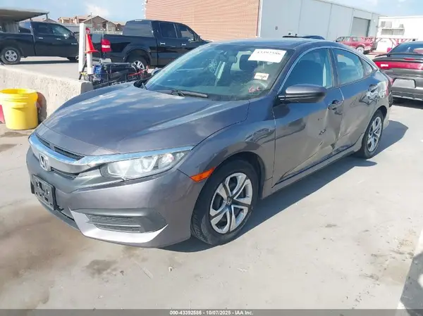 19XFC2F5XHE070849 2017 HONDA CIVIC - Image 2