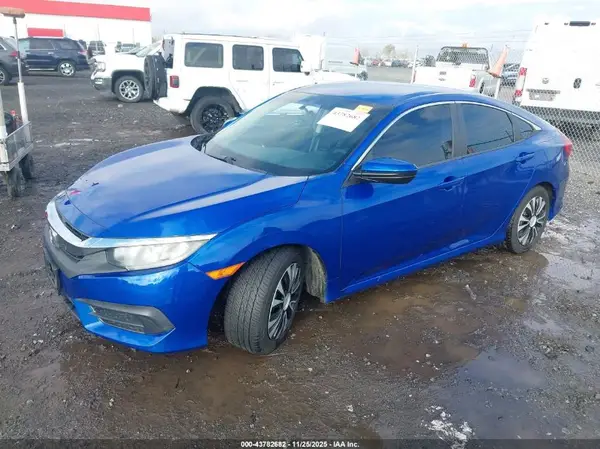 19XFC2F5XHE076201 2017 HONDA CIVIC - Image 2