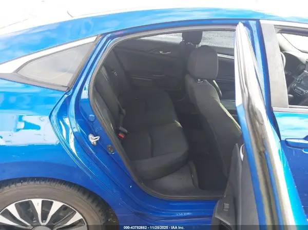 19XFC2F5XHE076201 2017 HONDA CIVIC - Image 8
