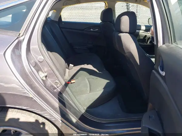 19XFC2F5XHE204372 2017 HONDA CIVIC - Image 8