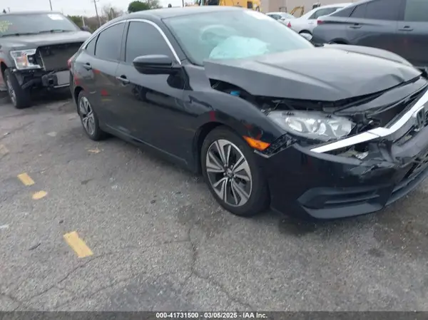 19XFC2F5XHE210799 2017 HONDA CIVIC - Image 1