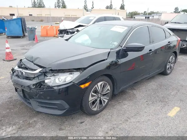 19XFC2F5XHE210799 2017 HONDA CIVIC - Image 2