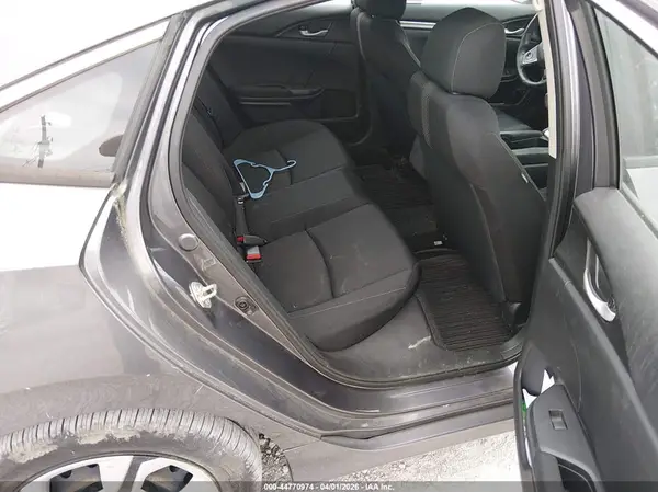19XFC2F5XJE017896 2018 HONDA CIVIC - Image 8