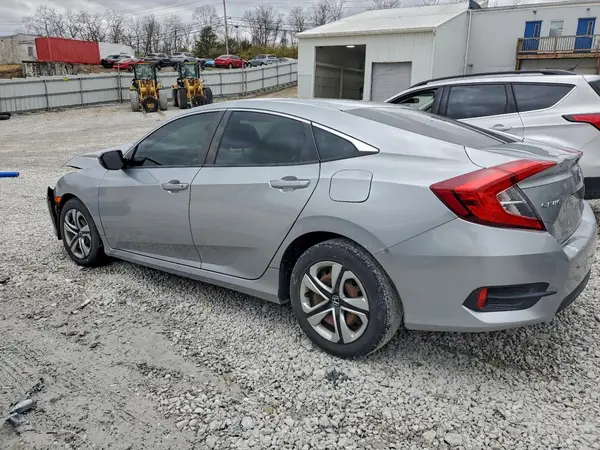 19XFC2F5XJE027537 2018 HONDA CIVIC - Image 2