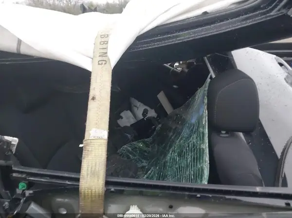 19XFC2F5XJE040613 2018 HONDA CIVIC - Image 8