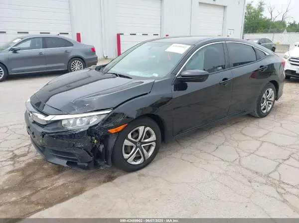 19XFC2F5XJE041129 2018 HONDA CIVIC - Image 2