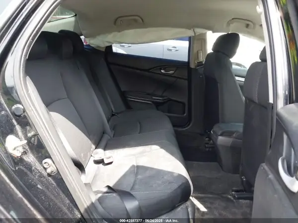 19XFC2F5XJE201641 2018 HONDA CIVIC - Image 8