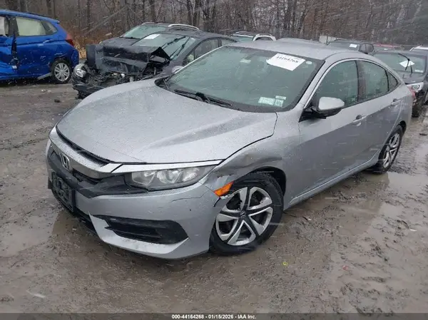 19XFC2F5XJE204670 2018 HONDA CIVIC - Image 2