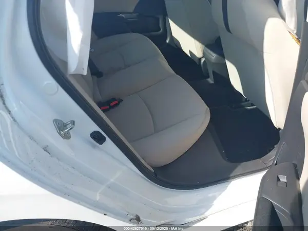 19XFC2F5XJE207004 2018 HONDA CIVIC - Image 8