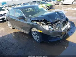 19XFC2F5XJE208766 2018 HONDA CIVIC
