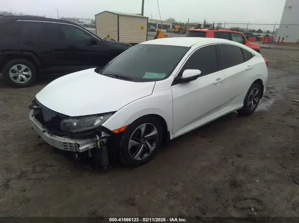 19XFC2F60KE001460 2019 HONDA CIVIC - Image 2