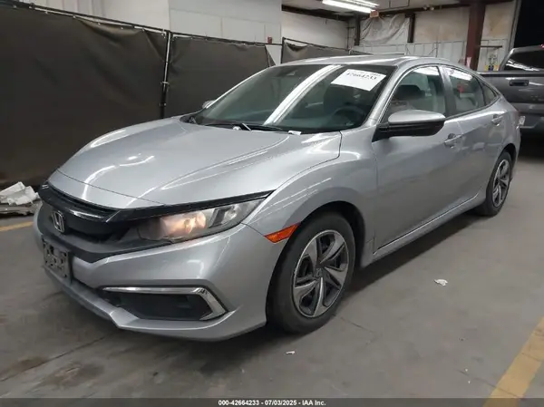 19XFC2F60KE015651 2019 HONDA CIVIC - Image 2