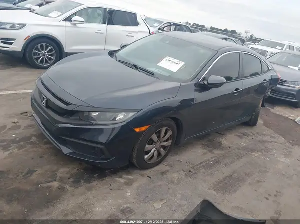 19XFC2F60KE035883 2019 HONDA CIVIC - Image 2