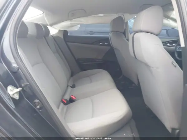 19XFC2F60KE035883 2019 HONDA CIVIC - Image 8