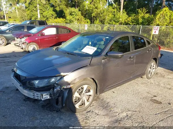 19XFC2F60KE037486 2019 HONDA CIVIC - Image 2