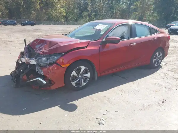 19XFC2F60KE040078 2019 HONDA CIVIC - Image 2