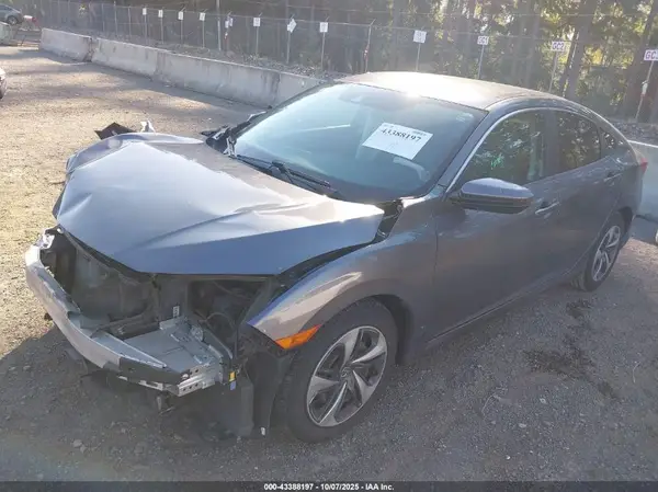 19XFC2F60KE204204 2019 HONDA CIVIC - Image 2