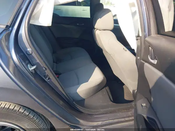 19XFC2F60KE204204 2019 HONDA CIVIC - Image 8