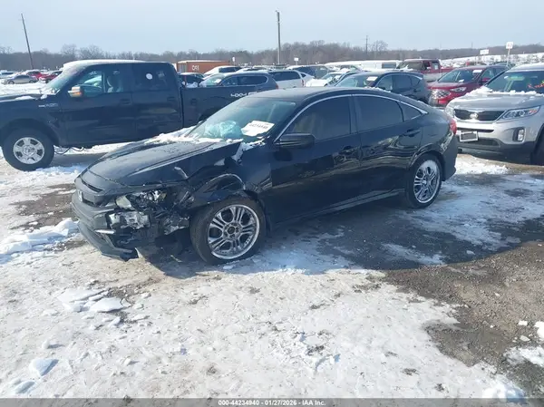 19XFC2F60LE018129 2020 HONDA CIVIC - Image 2