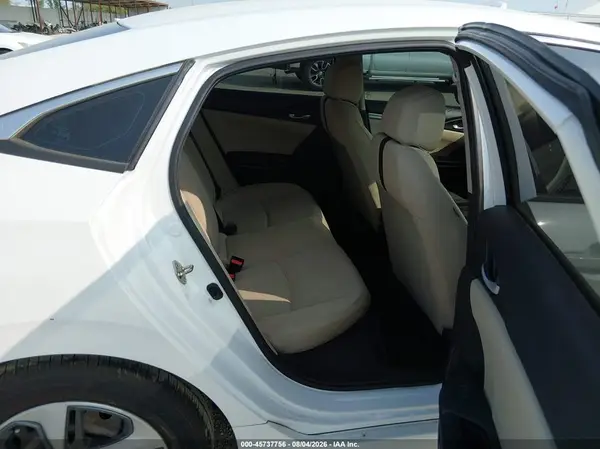 19XFC2F61KE014010 2019 HONDA CIVIC - Image 8