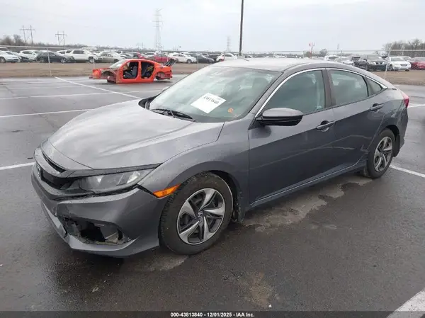 19XFC2F61KE031017 2019 HONDA CIVIC - Image 2
