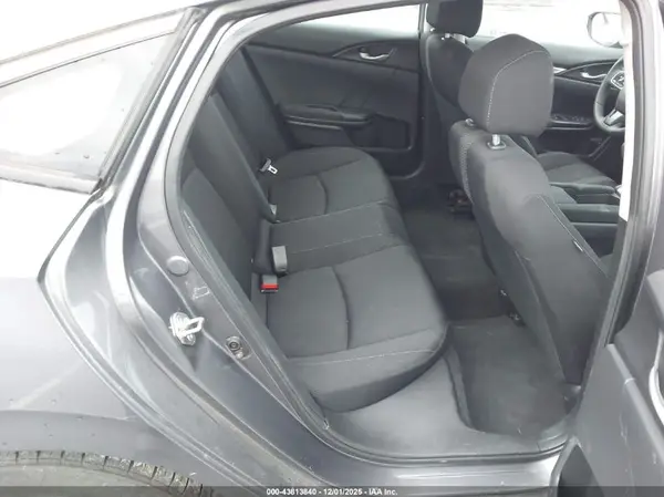 19XFC2F61KE031017 2019 HONDA CIVIC - Image 8