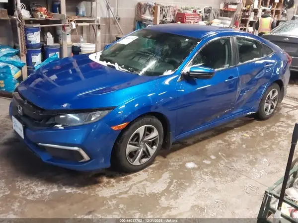 19XFC2F61KE031986 2019 HONDA CIVIC - Image 2
