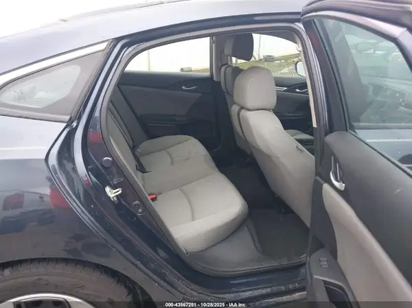 19XFC2F61KE039666 2019 HONDA CIVIC - Image 8