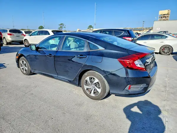19XFC2F61KE043958 2019 HONDA CIVIC - Image 2