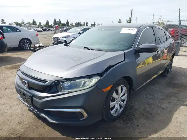 19XFC2F61KE208424 2019 HONDA CIVIC - Image 2