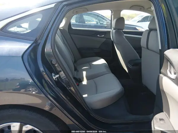 19XFC2F62GE069749 2016 HONDA CIVIC - Image 8
