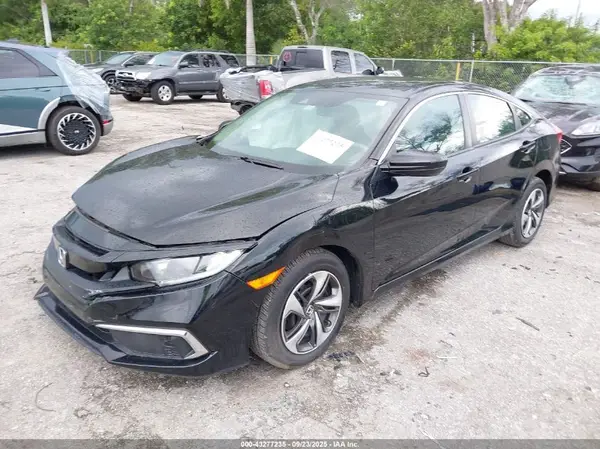 19XFC2F62KE000648 2019 HONDA CIVIC - Image 2
