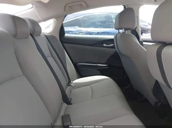 19XFC2F62KE006904 2019 HONDA CIVIC - Image 8
