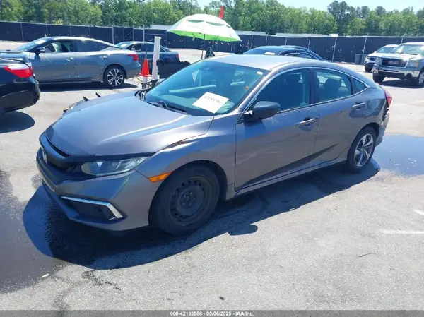 19XFC2F62KE010340 2019 HONDA CIVIC - Image 2