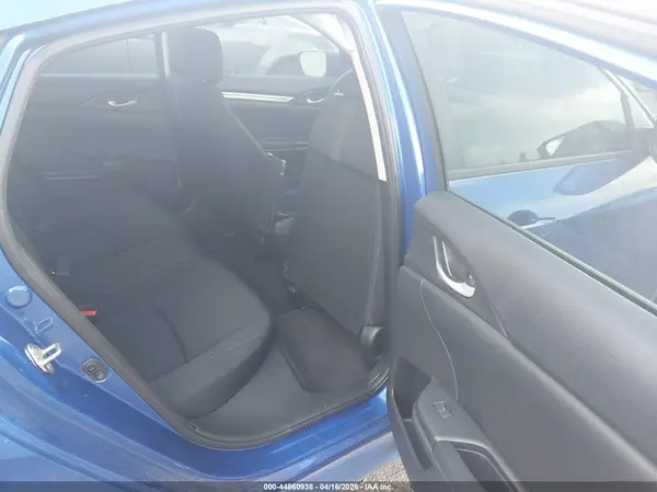 19XFC2F62KE010418 2019 HONDA CIVIC - Image 8