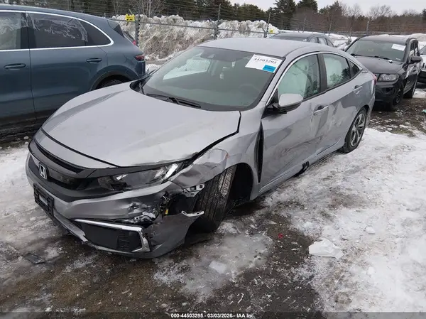 19XFC2F62KE011102 2019 HONDA CIVIC - Image 2