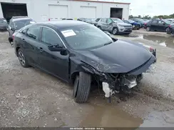 19XFC2F62KE011813 2019 HONDA CIVIC