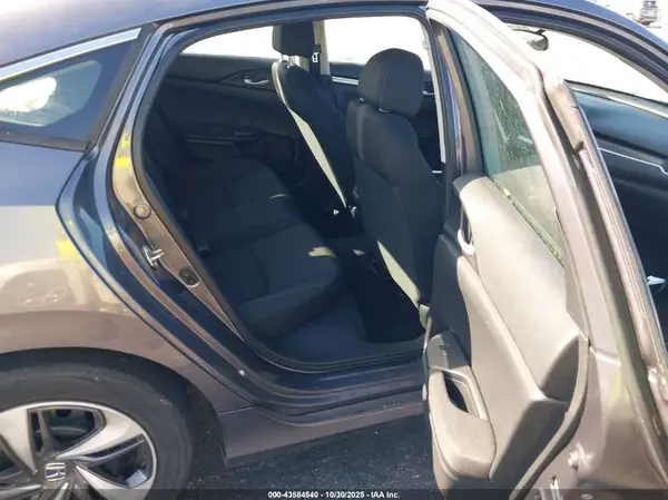 19XFC2F62KE017465 2019 HONDA CIVIC - Image 8