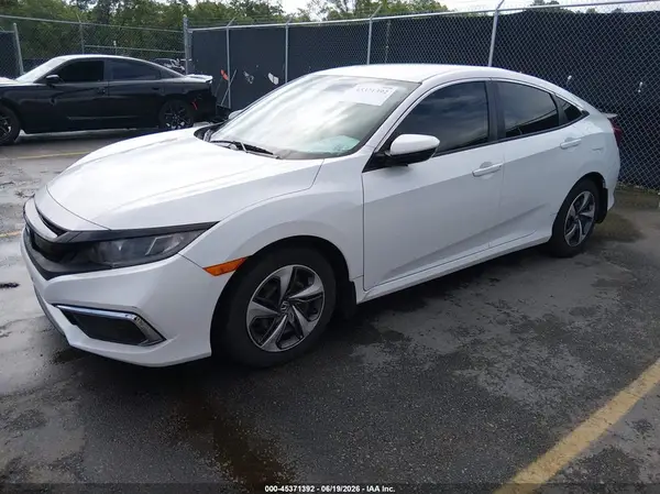19XFC2F62KE019670 2019 HONDA CIVIC - Image 2