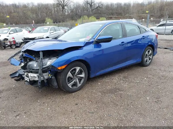 19XFC2F62KE028935 2019 HONDA CIVIC - Image 2