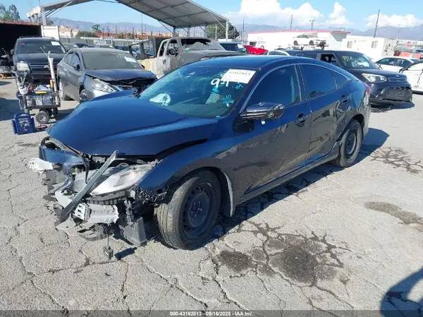 19XFC2F62KE029910 2019 HONDA CIVIC - Image 2