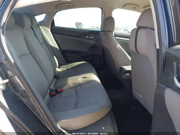 19XFC2F62KE029910 2019 HONDA CIVIC - Image 8