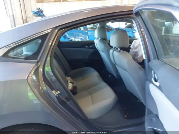 19XFC2F62KE208416 2019 HONDA CIVIC - Image 8